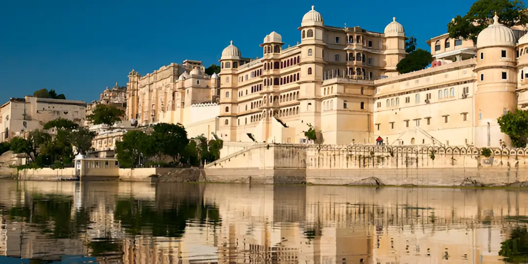 Half-Day Udaipur Sightseeing Cab