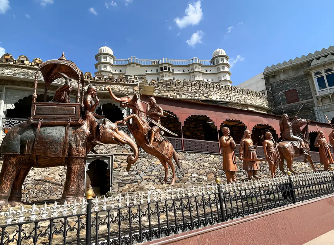 One Day Udaipur Sightseeing Tour