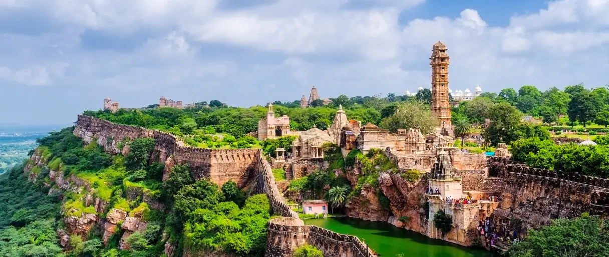 Udaipur to Chittorgarh Taxi Service