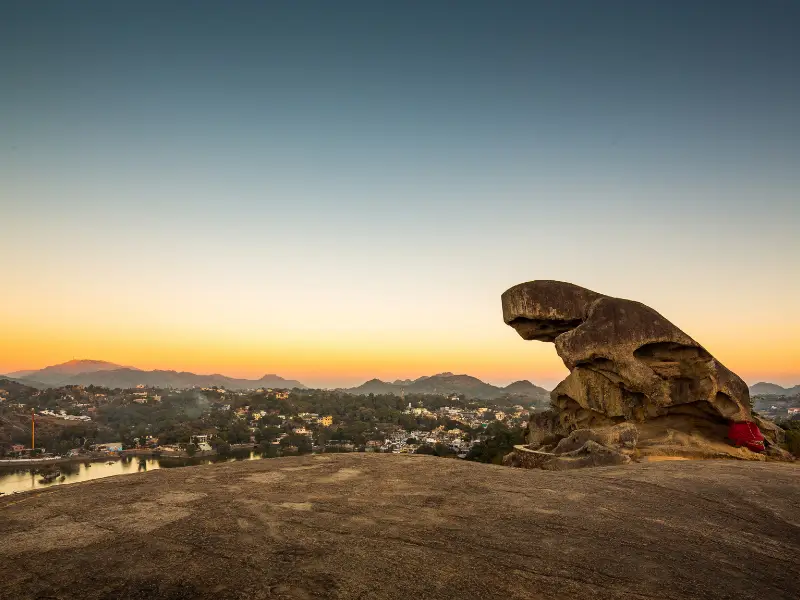 Udaipur to Mount Abu Cab